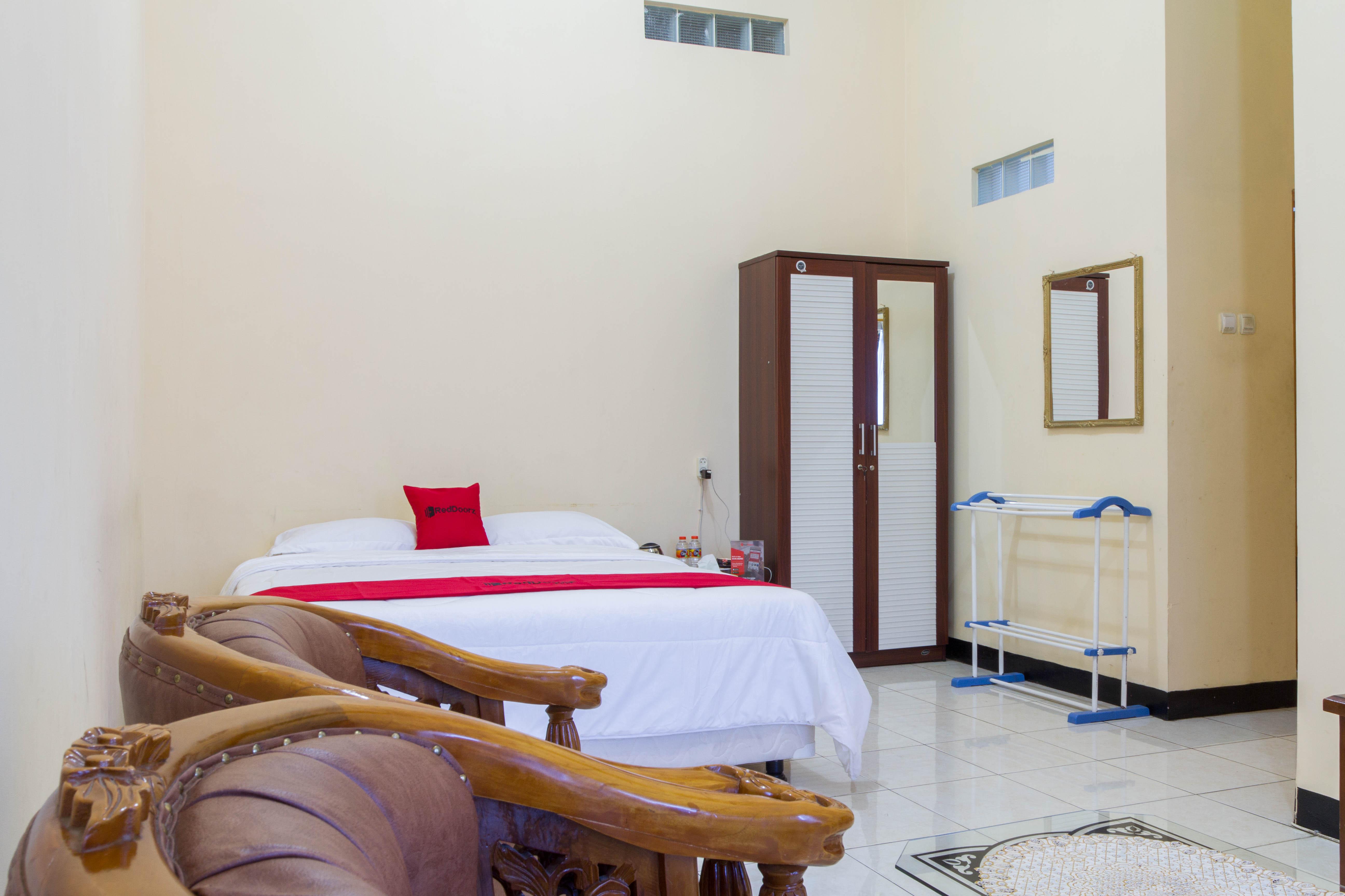 Reddoorz @ Pataruman Garut Ngoại thất bức ảnh